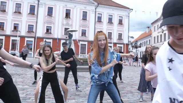 Eesti Noorte Tantsu Ühing: Laura "Tõusulained" GRUPP 3 смотреть онлайн