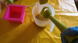 Алеппское мыло своими руками в домашних условиях / домашнее  мыловарение / мыло с нуля /
