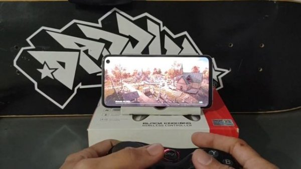 PUBG New State com controle IPEGA PG-9128