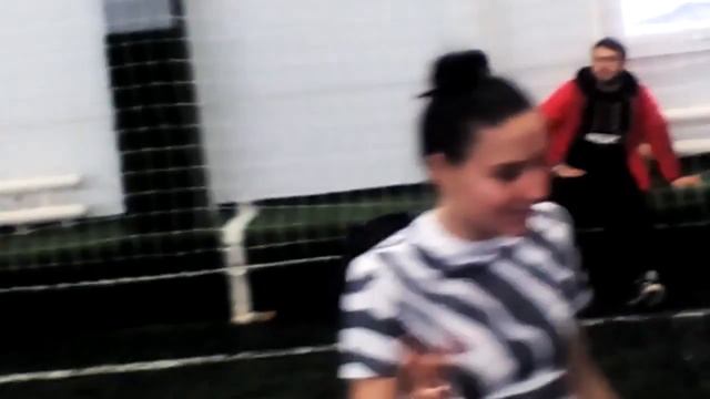 06.03.2016: "Зебры" в недоумении от съемок во время разминки... смотреть онлайн