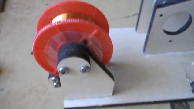 Простой любительский станочек для намотки катушек и трансформаторов смотреть онлайн