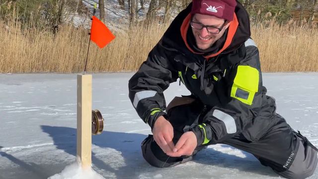 PIKE | ICE FISHING with BELLYBROSS | Rybaření na dírkách смотреть онлайн