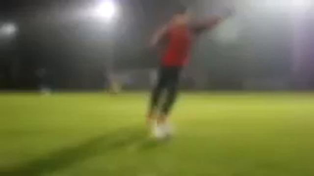 Обучение хитрому удару наклбол Knuckleball tutorial футбол смотреть онлайн