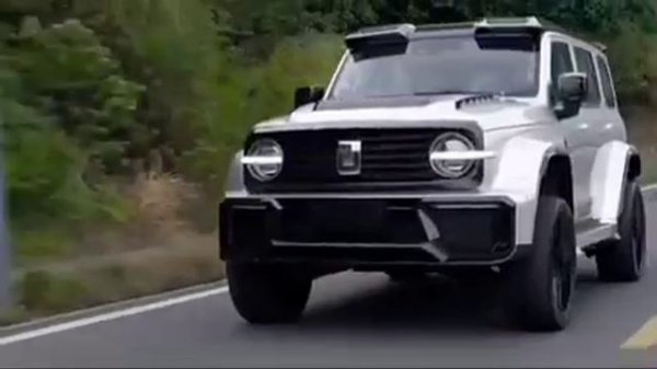 Обвес Mars City на Tank 300