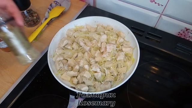 Курица с луком и фасолью. Быстрый сытный ужин. Chicken with onions and beans. смотреть онлайн