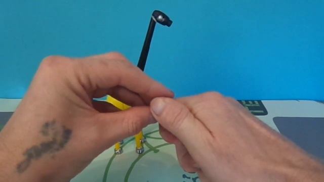 КАК СДЕЛАТЬ / ЖИРАФА /СВОИМИ РУКАМИ смотреть онлайн