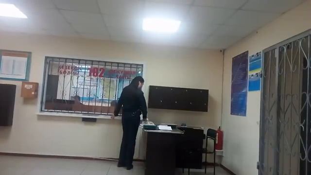 Моральная неустойчивость участкового обернулась для него заявлением.Костанай.Тарановское(НЕнаказан) смотреть онлайн