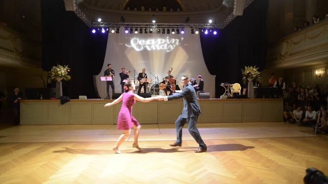 Leapin' Lindy 2017 Naomi & Peter смотреть онлайн