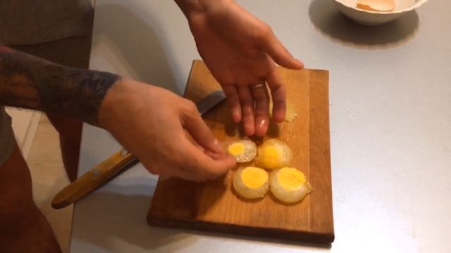 ЗАМОРОЖЕННОЕ ЯЙЦО!ГОТОВЛЮ ЯИЧНИЦУ) смотреть онлайн