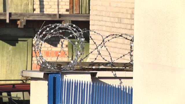 Серию краж из автомобилей раскрыли в Пинске смотреть онлайн