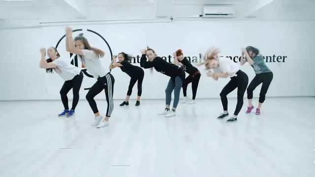 Jazz-Funk Choreo by Marina Krasilnikova (International Dance Center) смотреть онлайн