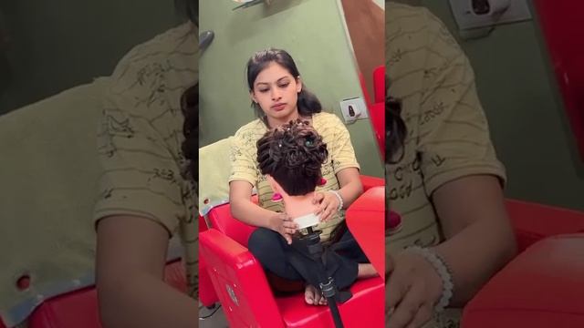 rose bun #trendingshorts #gaadikaali #dailyvlog #hairbun #bun смотреть онлайн