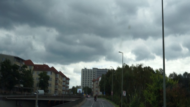 Берлин из окна автобуса смотреть онлайн