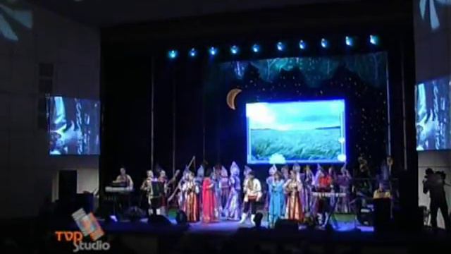 В поле за околицей смотреть онлайн