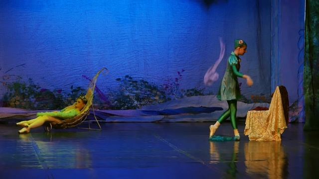 Дюймовочка. Жаба. Балетная школа под руководством заслуженной артистки РБ Марины Вежновец. смотреть онлайн