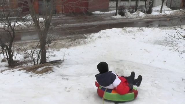 Социальный ролик «Опасность зимних забав около дорог» смотреть онлайн