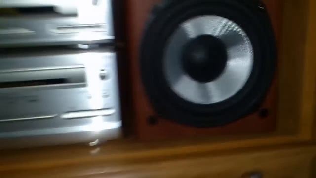 Mini wieża technics se-hd50 i kolumienki sony :-) смотреть онлайн