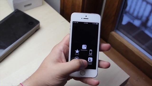 IPHONE SE Vs IPHONE 5S In 2018! (Which Should You Buy?)