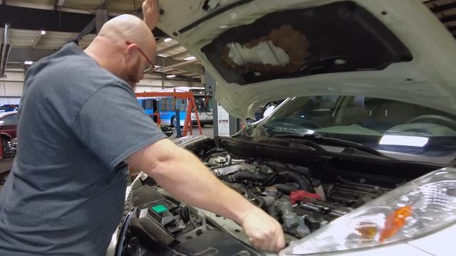 It's alive! The CAR WIZARD's dead '12 Nissan Juke is finally running! No junkyard for the Juke! смотреть онлайн