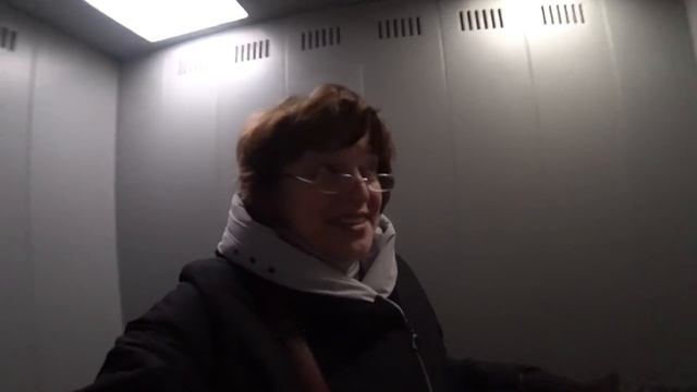 ВЛОГ Женька застряла под диваном ?? / Мои зрители / Что с градусниками ? 12 марта 2020 г. смотреть онлайн