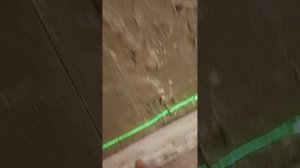 Как штукатурить за трубами и батареей