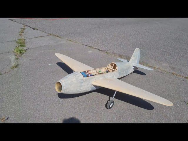 EDF 115 Li-Pol 14S импеллерный Як-15 на радиоуправлении из бальзы, радиоуправляемый самолёт копия. смотреть онлайн