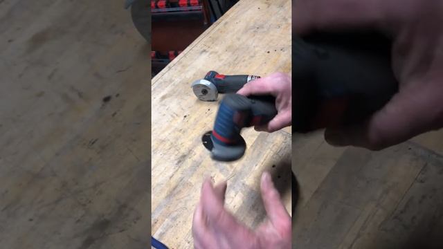 Bosch Professional GWS 10.8-76 V-EC смотреть онлайн