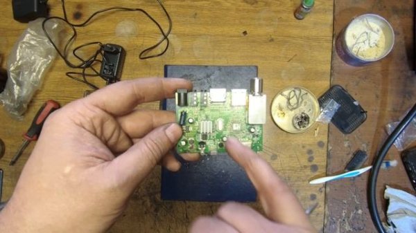 Ремонт на половину, ТВ приставки Selenga T20DI.