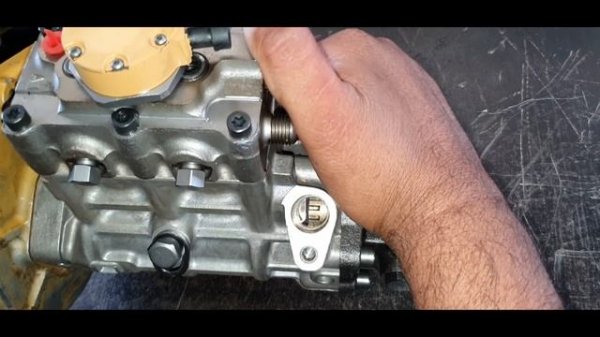 CAT C6-4 Engine. How To Adjust Fuel Pump Timing Excavator 320DL Caterpillar