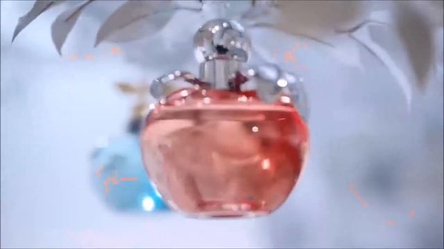 Рекламный ролик Nina Ricci Luna (Нина Ричи Луна) смотреть онлайн