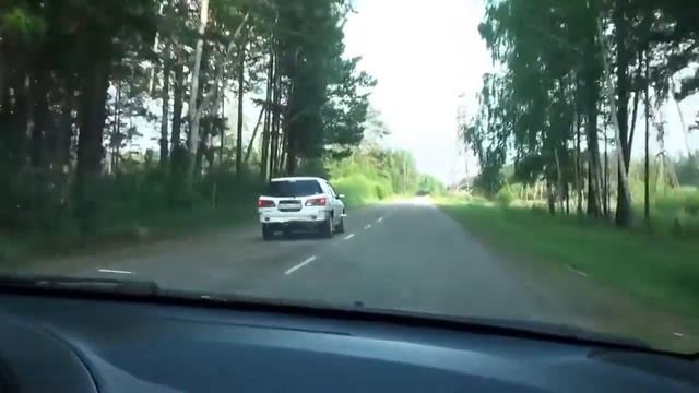 Ниссан Эксперт и Honda Civic кто первый!