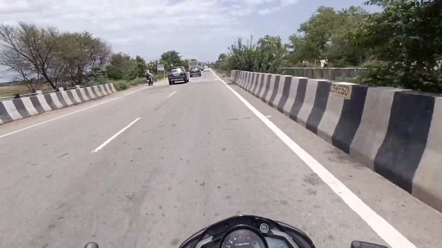 crazy driver almost hit us? || @Raheel_bhat смотреть онлайн