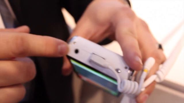 CES 2014: New Samsung Galaxy Camera 2 - Smart WiFi Android Based Camera смотреть онлайн