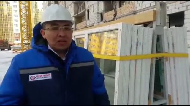 Подъем оконных рам со стеклопакетами на этажи при помощи пирамиды от ТОО Лидер Окна Art House 18 смотреть онлайн