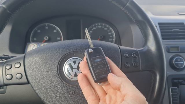 КЛЮЧ ФОЛЬКСВАГЕН ТУРАН 2007 СДЕЛАТЬ ДУБЛИКАТ ЧИП КЛЮЧА ЗАЖИГАНИЯ В МИНСКЕ. VOLKSWAGEN TOURAN KEY смотреть онлайн