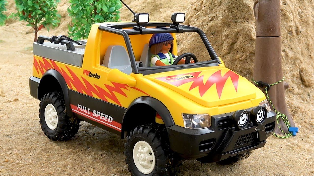 Подборка смешных видео с игрушечными машинки танк полицейские машинки смотреть онлайн