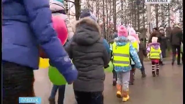 В Плесецке на одном из самых аварийных перекрёстков установили светофор смотреть онлайн
