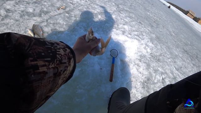 Весенняя рыбалка. Апрельский лед. смотреть онлайн