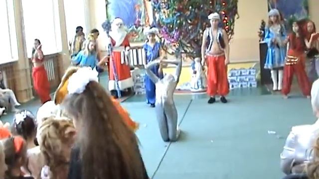 Встречаем год змеи смотреть онлайн