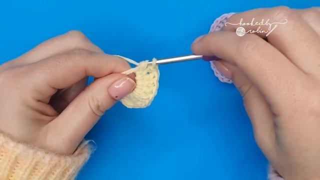 How to Crochet a Cute Padded Heart ❤ NO SEWING REQUIRED! смотреть онлайн