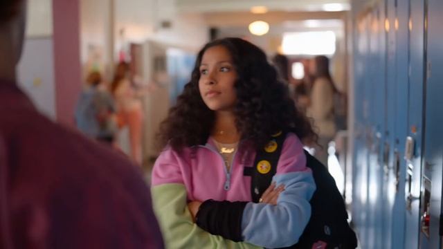 luke falling for julie for 5 minutes and 21 seconds straight смотреть онлайн