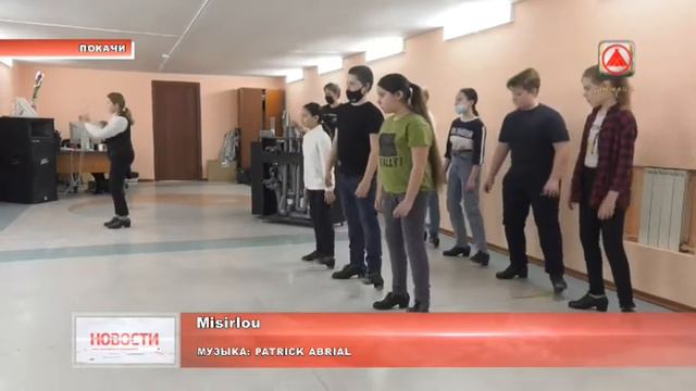 Зарисовка. Покачёвцы танцуют под трубофон. смотреть онлайн
