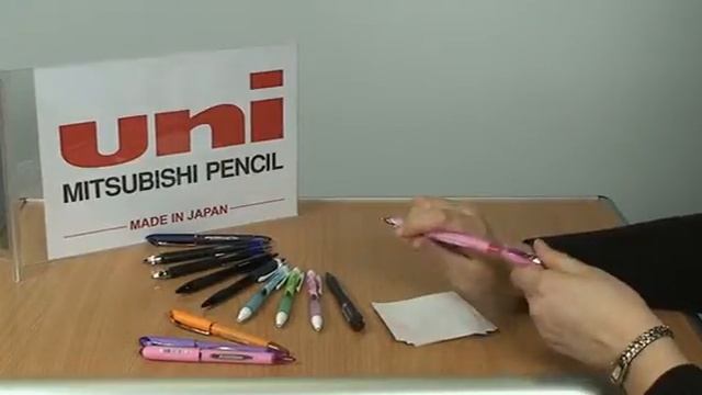 Ручки uni -ball Jetstream со сменными стержнями смотреть онлайн