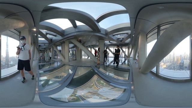 [360] UAE, Dubai, Sky Views Dubai Observatory, Address Sky View Hotel, Insta360 Evo смотреть онлайн