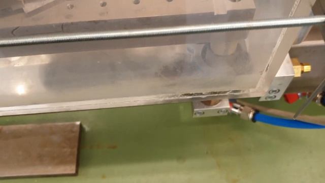 Wire-EDM Machine, Complete MK2 Redesign: Part 2, Workpiece Table - Simplifying Mechanics By SW