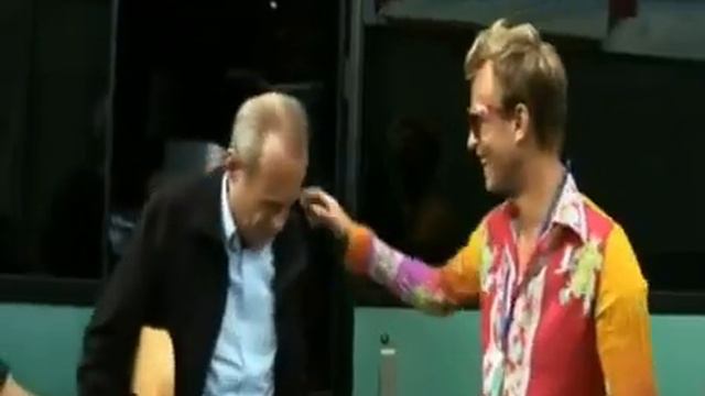 Status Quo - Francis Rossi and Rick Parfitt - Intervew in the tourbuss before Glastonbury 2009 смотреть онлайн