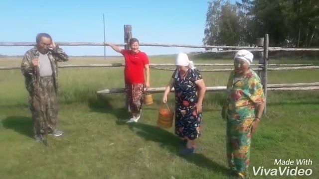 Мини-студия «Бэтиэхэ», «Үс мас бүтэй, күрүө нөҥүө» смотреть онлайн