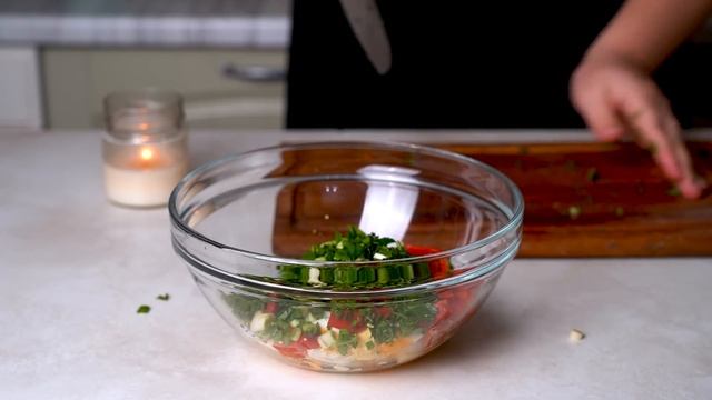 Най-вкусната салата! Никога не се уморявам да ям тази салата на великденската трапеза !