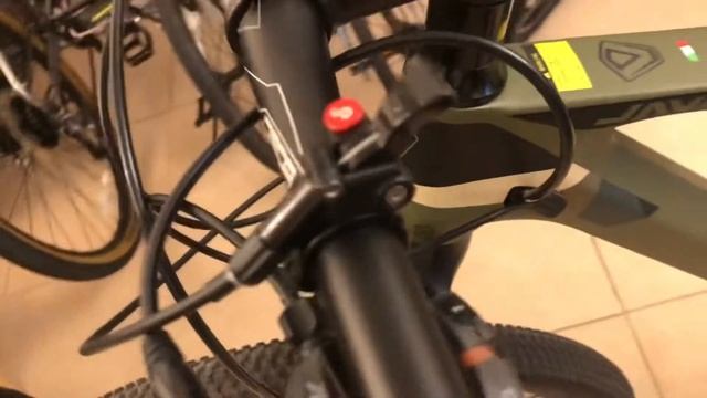 JAVA VETTA 27.5 BUDGET FRIENDLY CARBON MOUNTAIN BIKE 360 VIEW смотреть онлайн