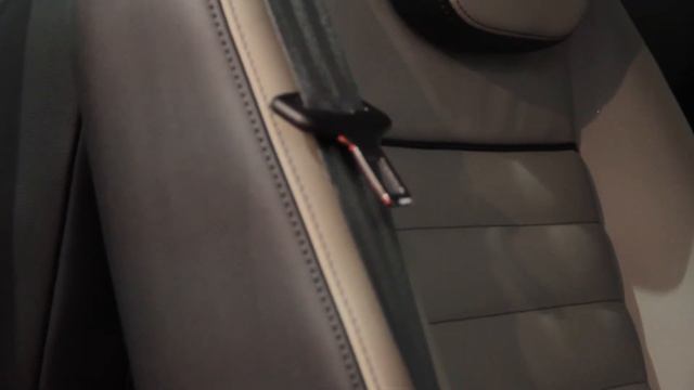 Ford Tourneo Custom progettato da Focaccia Group con sollevatore Fiorella e sedili modulabili смотреть онлайн